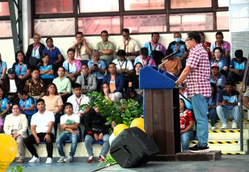 Capitol employees gipangayoa’g tumang dedikasyon, labing maayo nga trabaho